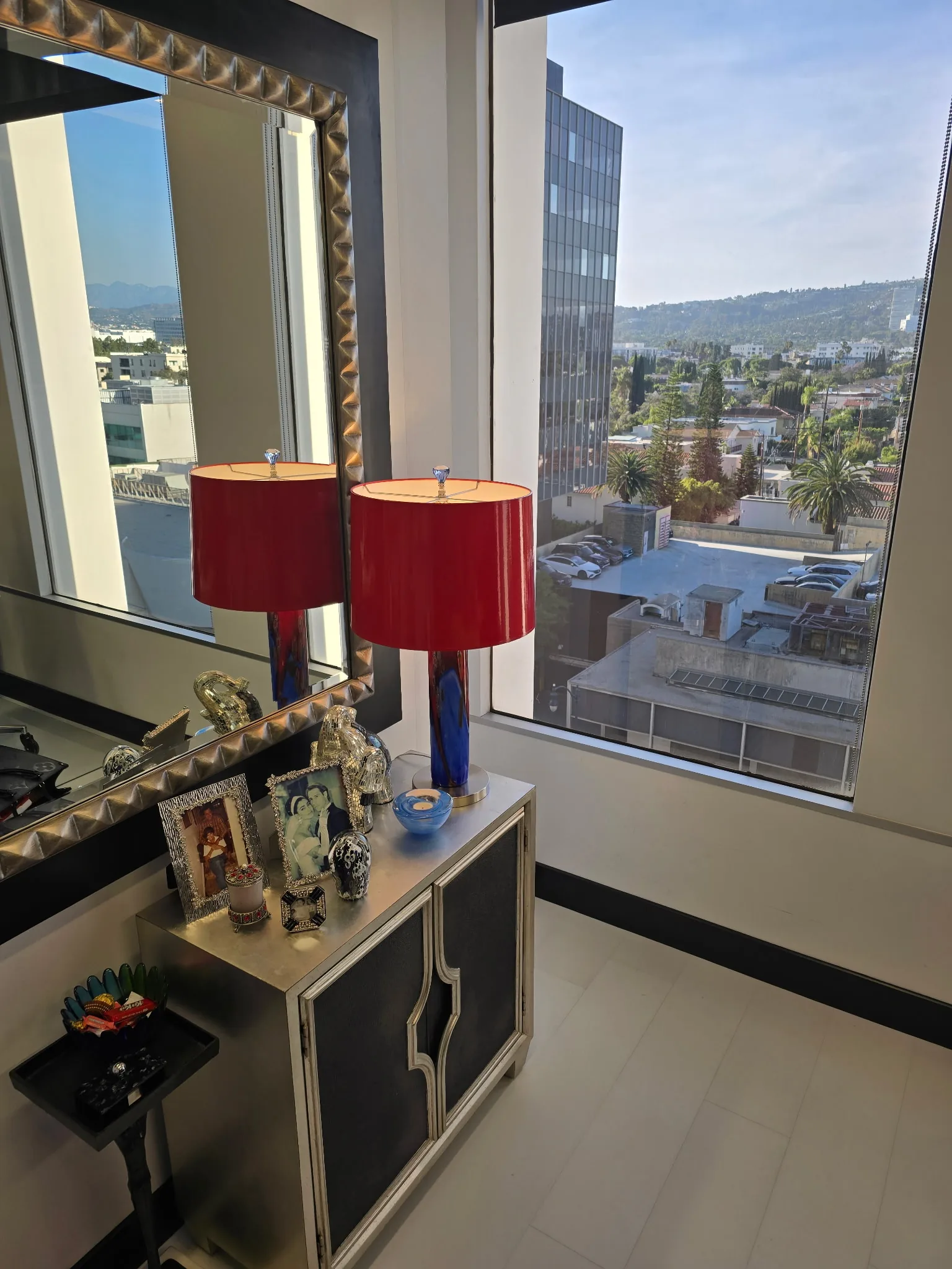 Lamp and framed mirror with a Beverly Hills view inside Liddy Podiatry